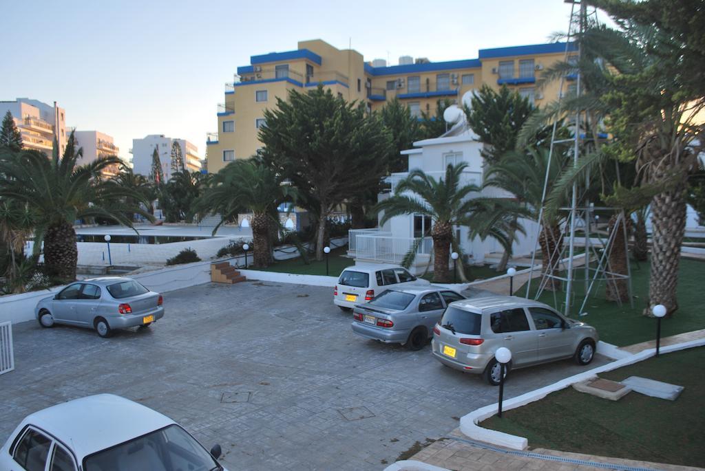 Flisvos Beach Apartments Protaras Exteriör bild